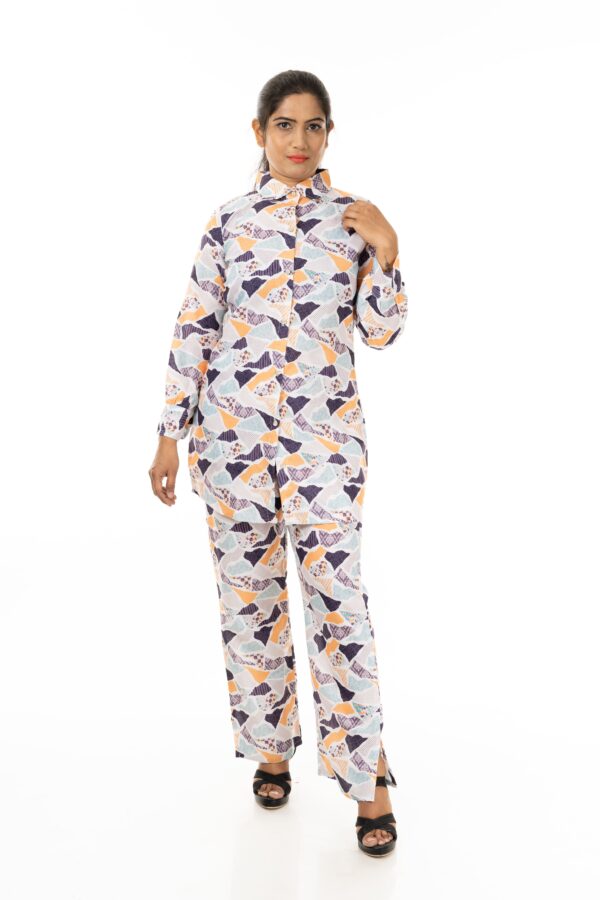 Women Printed Shirt with Trouser Cord Set  (Color : White)